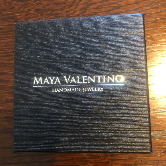 Maya Valentino handmade earrings - Picture 2 of 4